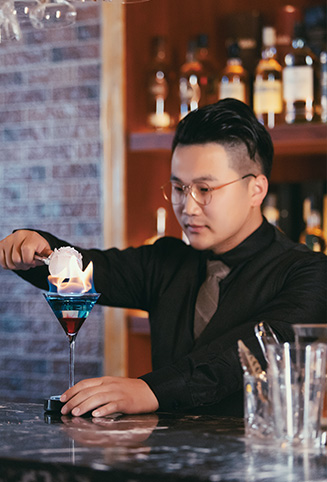 调酒培训师:张霖
