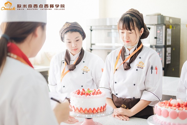合肥学烘焙哪家学校好？