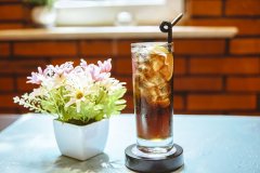 酒吧调酒师好学吗?调酒师工资多少?