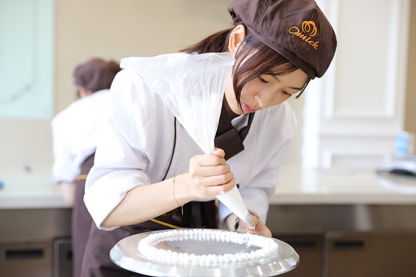 成绩不好的女生学什么技术好