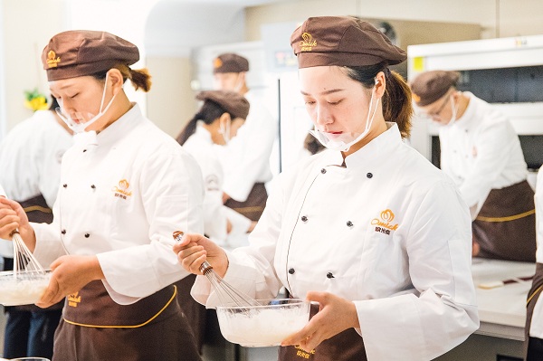 合肥欧米奇学费价格表
